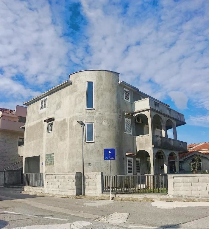 Апартаменты Villa Nela Тиват